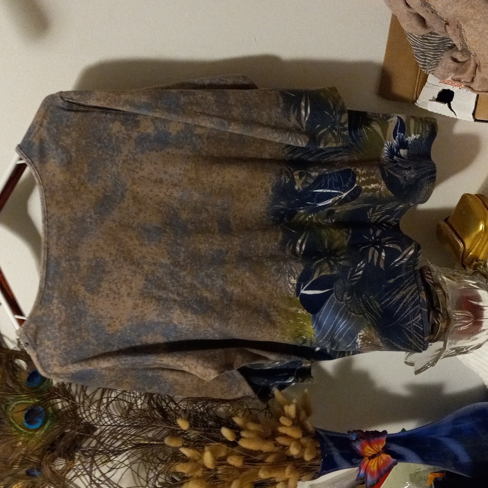 MultiplesTop , blouse - Picture 3 of 3